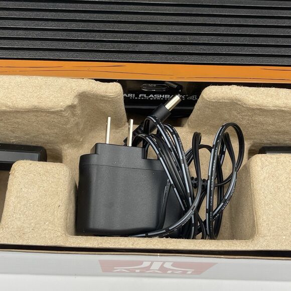 Atari Flashback 4 Classic Game Console 40th Anniversary - 75 Games WITH POSTER - Picture 5 of 16